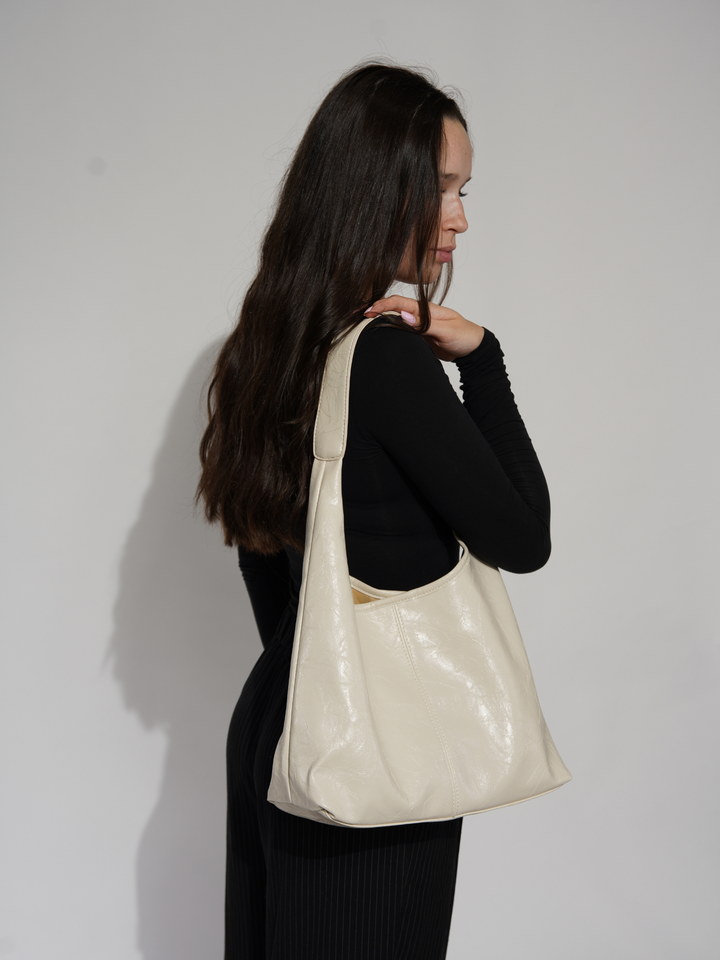 Ella - Distressed Leather Tote