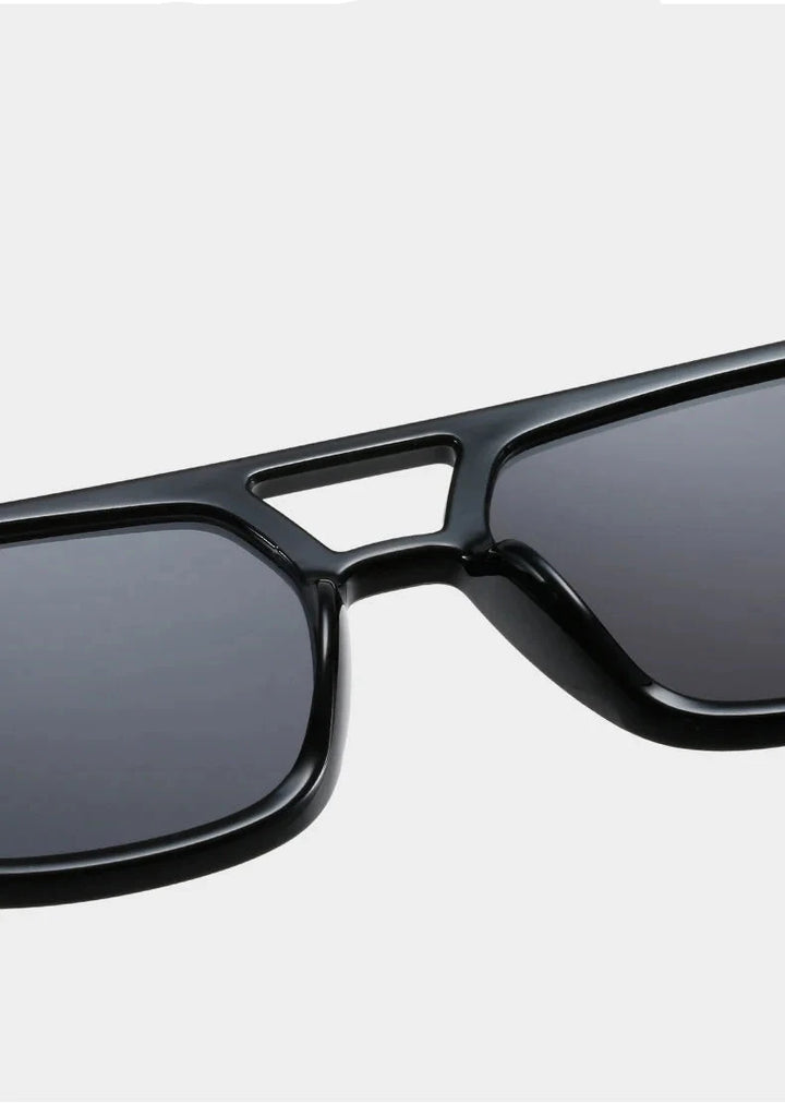 Silk & Sapphire Pilot Sunglasses