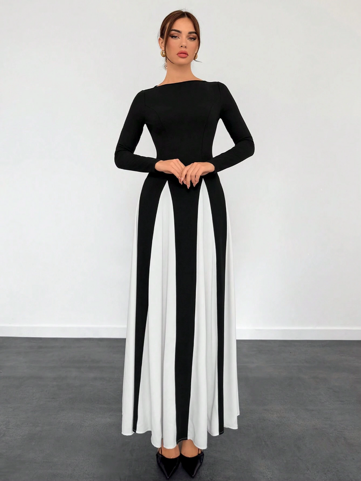 Xylina - Sleek Spliced Crewneck Slim-Fit Dress